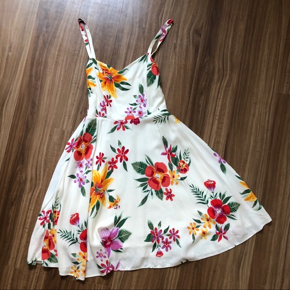 [Bundle of 3] Old Navy Fit & Flare Mini Dress - Picture 4 of 9